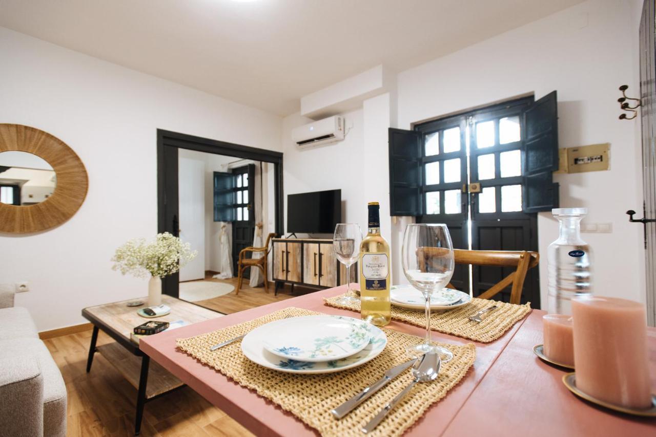 Aitana'S Retreat With Charming Garden Sevilha Exterior foto