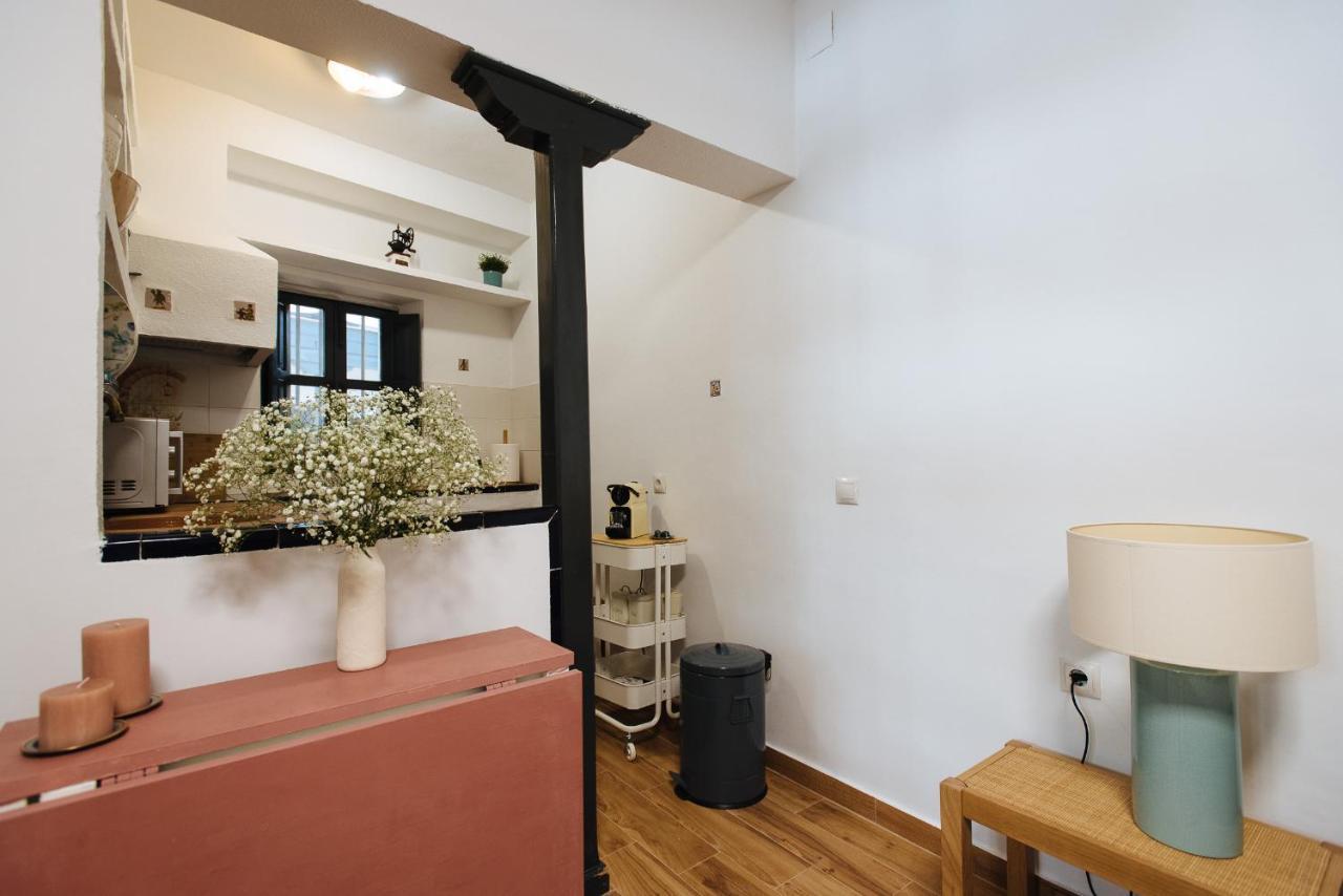 Aitana'S Retreat With Charming Garden Sevilha Exterior foto